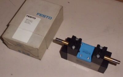 Alternative view of Magnetventil von Festo - MFH-5/3G-D-1C