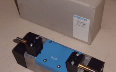 Alternative view of Magnetventil von Festo - MFH-5/3G-D-3-C