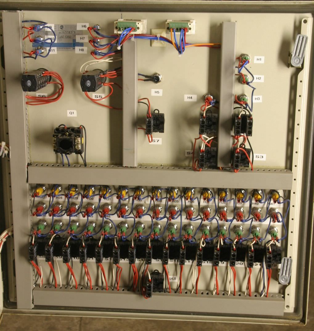 Steuerungsschaltschrank von Herrenknecht - Tunnelbohranlage – Bild 6