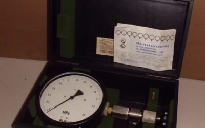 Alternative view of Manometer von MW - 0-2,5 bar