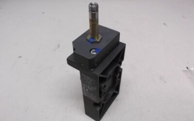 Alternative view of Magnetventil von Festo - NVF3-MOH-5/2-K-1/4-EX