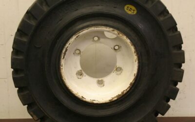 Alternative view of Vollgummi Reifen von CLARK - 6,5-10