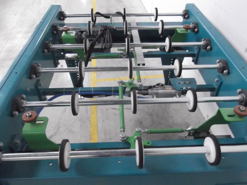 Rollenbahn angetrieben von Grenzebach - mit Zentriereinheit – Bild 4
