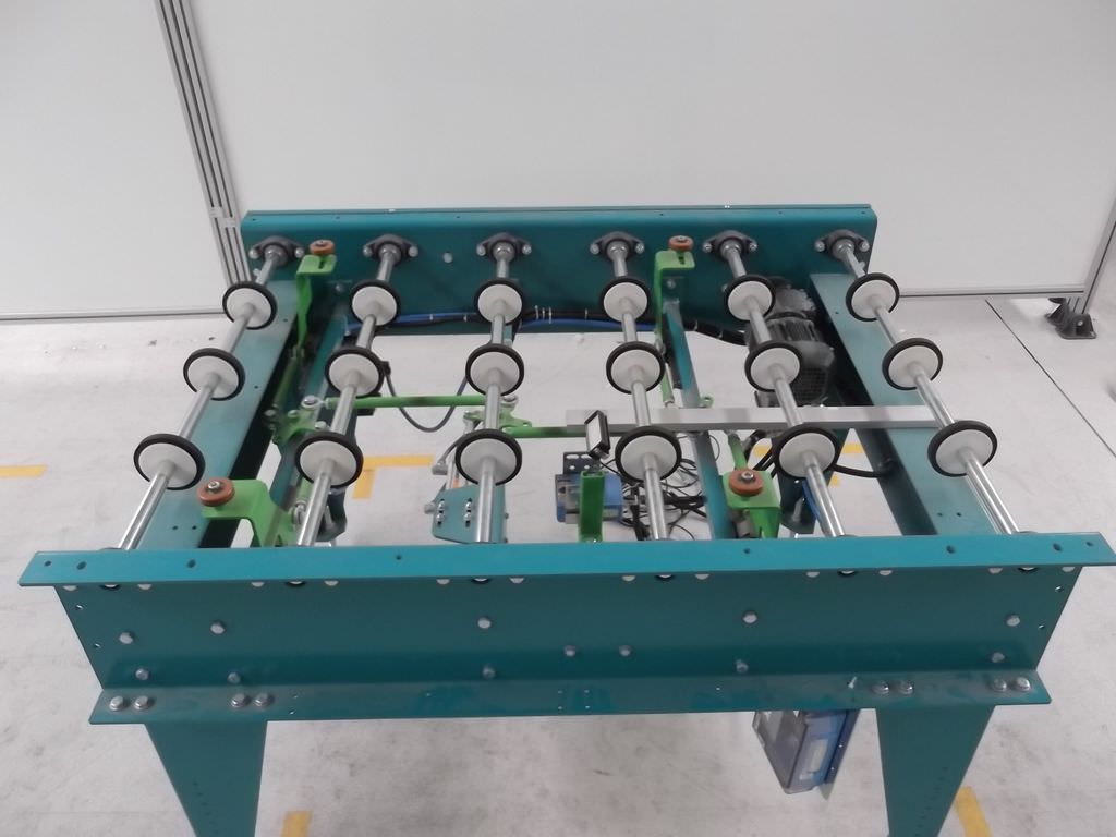 Rollenbahn angetrieben von Grenzebach - mit Zentriereinheit – Bild 9