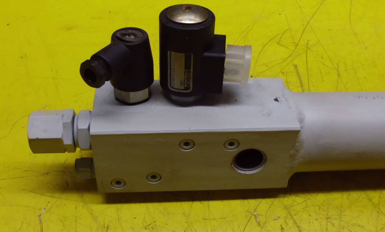 Hydraulikzylinder von GSL German Standard Lift - D0500320AV10186 – Bild 4