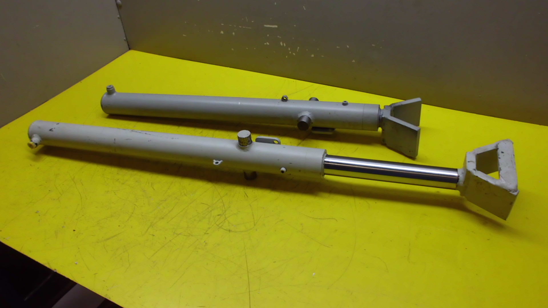 Hydraulikzylinder von GSL German Standard Lift - E030ZM50479 – Bild 2