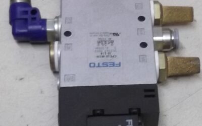 Alternative view of Magnetventil von Festo - CPE18-M1H-5J-1/4