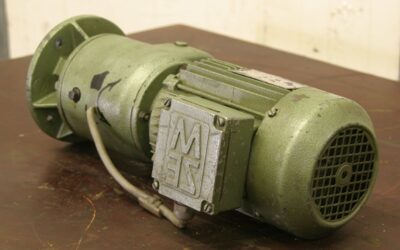 Alternative view of Getriebemotor 0,75 kW 178 U/min von SEW Eurodrive - RF40DT80N4