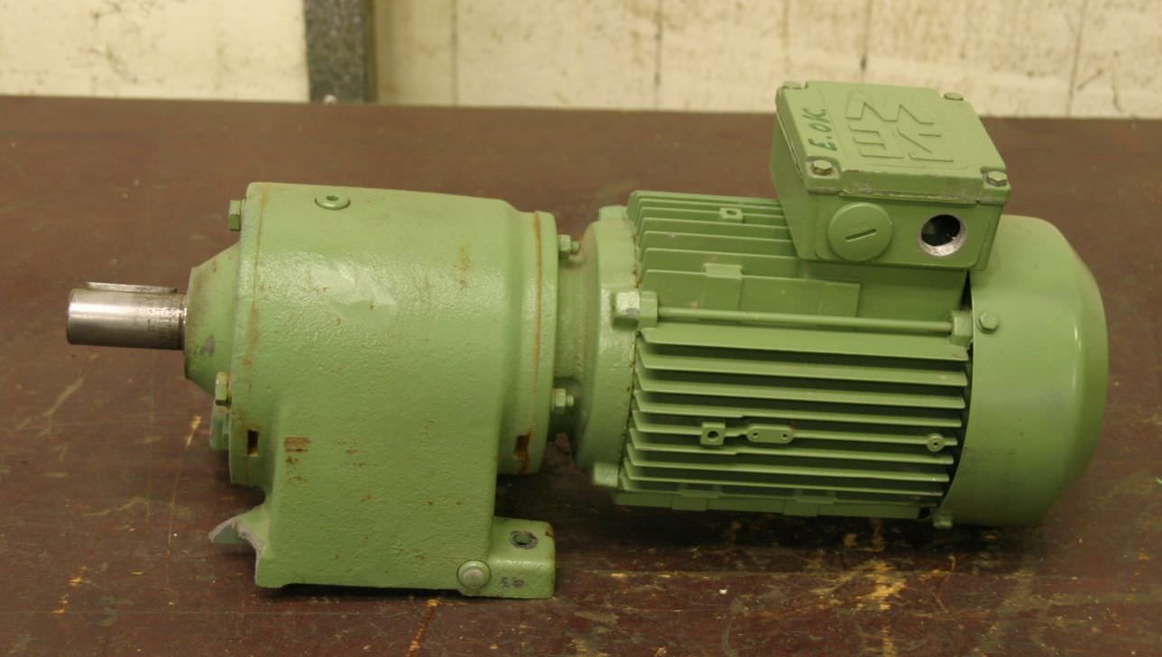 Getriebemotor 0,75 kW 165 U/min von SEW Eurodrive - R40DT80N4 – Bild 2