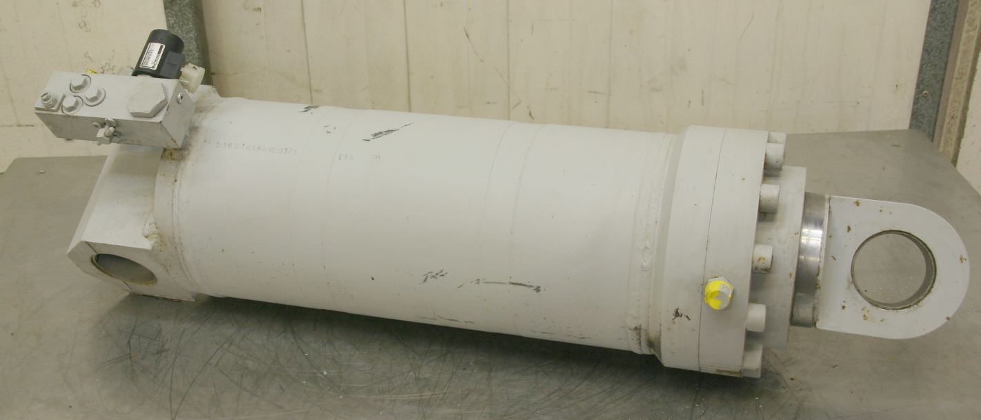 Hydraulikzylinder von GSL German Standard Lift - D180125AAV20375