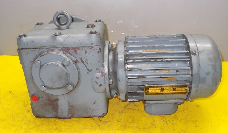 Getriebemotor 0,37/0,55 kW 15,5/31U/min von SEW - SS6F75D34-84