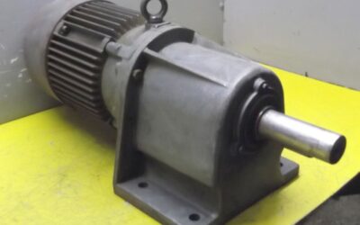 Alternative view of Getriebemotor 0,6/0,9  kW 10/20 U/min von Bauer - D163/146