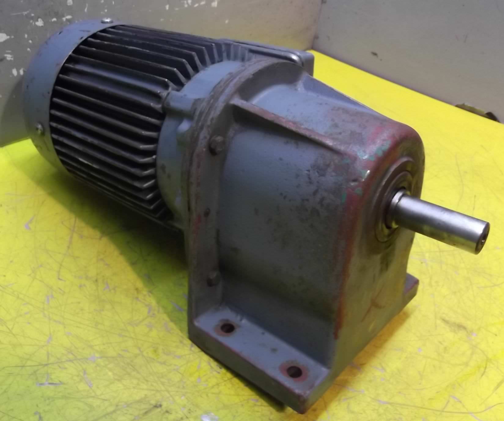 Getriebemotor 0,37/0,75 kW 19,5/78 U/min von Bauer - DKP8820/200 – Bild 2