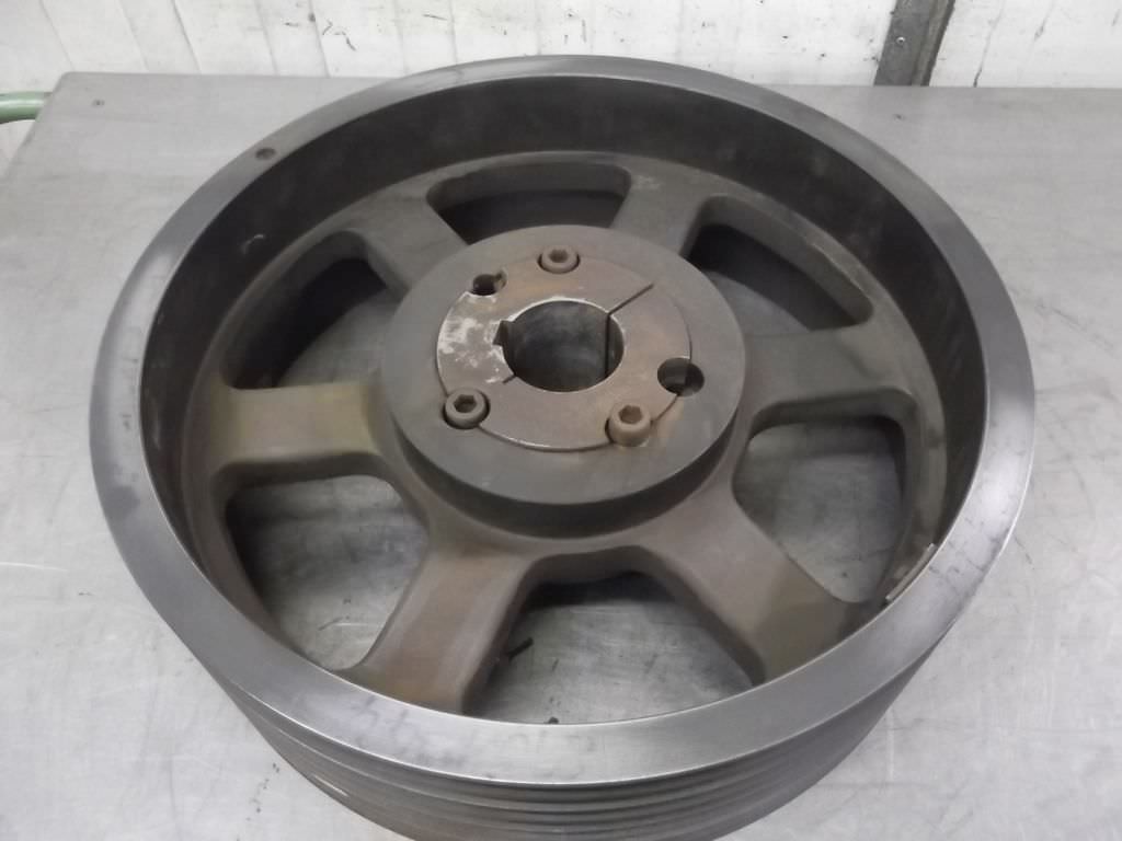 Keilriemenscheibe 8 rillig von Guss - SPB 507-8 (17 mm) – Bild 3