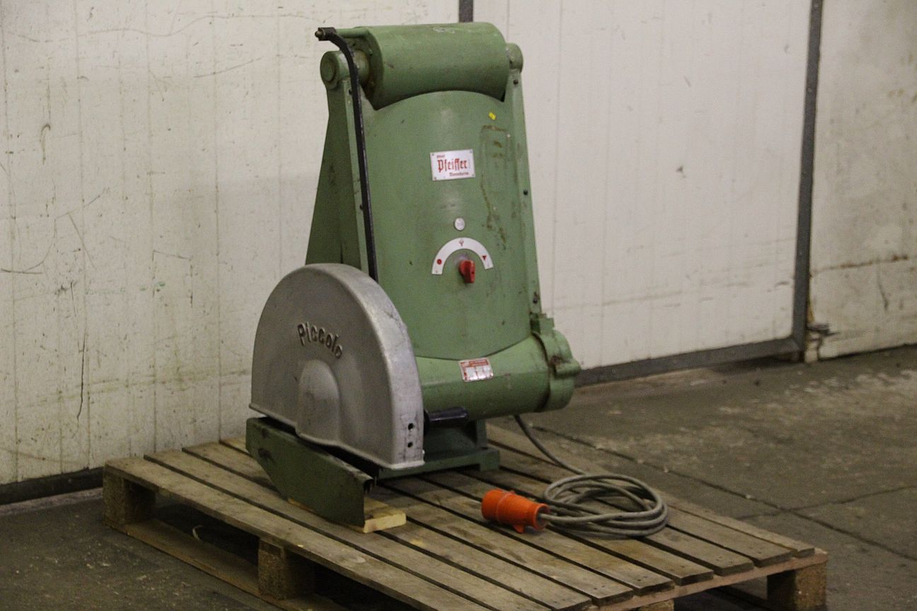 Knopfmaschine von Astor - 862