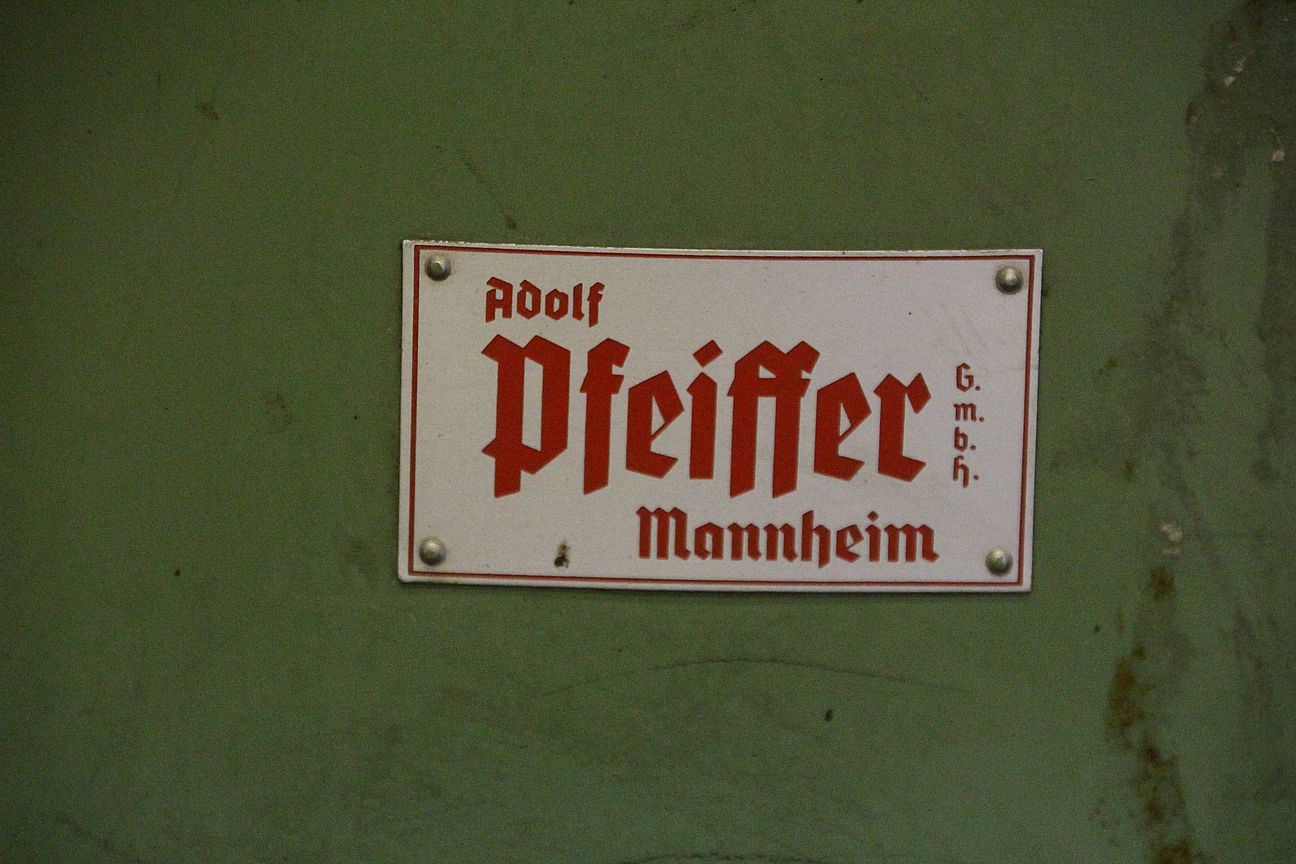 Knopfmaschine von Astor - 862 – Bild 3