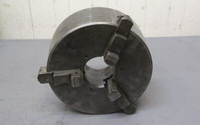 Alternative view of Dreibackenfutter von Heinrich Mundorf - Durchmesser 250 mm