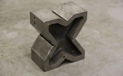 Alternative view of Anreissprisma 2 Stück von unbekannt - 130/75/H150 mm