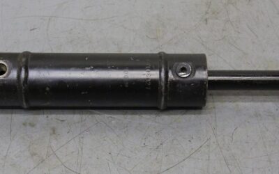 Alternative view of Hydraulikzylinder von TJB - Hub 105 mm