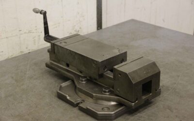 Alternative view of Hydraulikschraubstock drehbar von unbekannt - Spannweite 225 mm