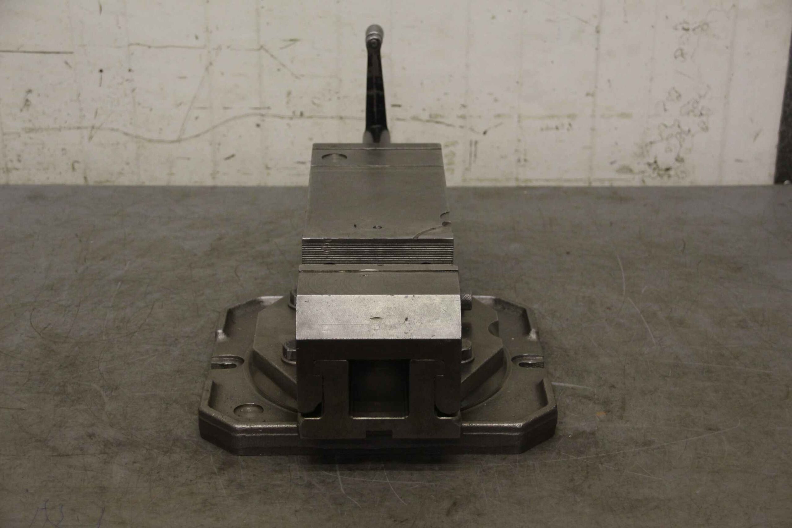 Hydraulikschraubstock drehbar von unbekannt - Spannweite 225 mm – Bild 3