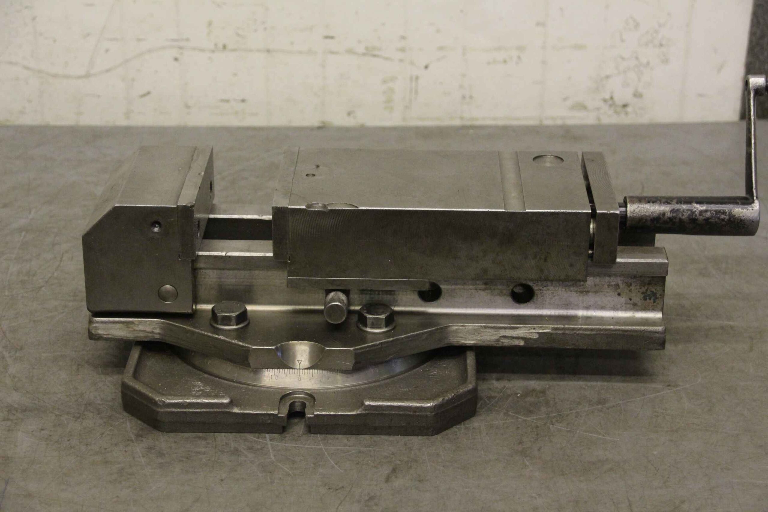 Hydraulikschraubstock drehbar von unbekannt - Spannweite 225 mm – Bild 4