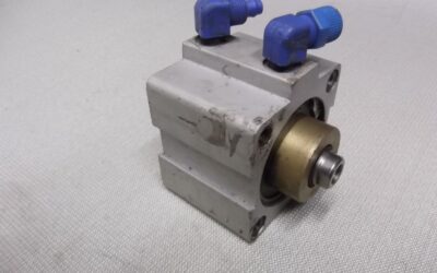 Alternative view of Kompaktzylinder von Camozzi - QAR2A50A25