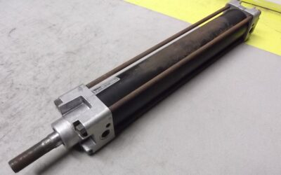 Pneumatikzylinder von diottalevi - Hub 360 mm