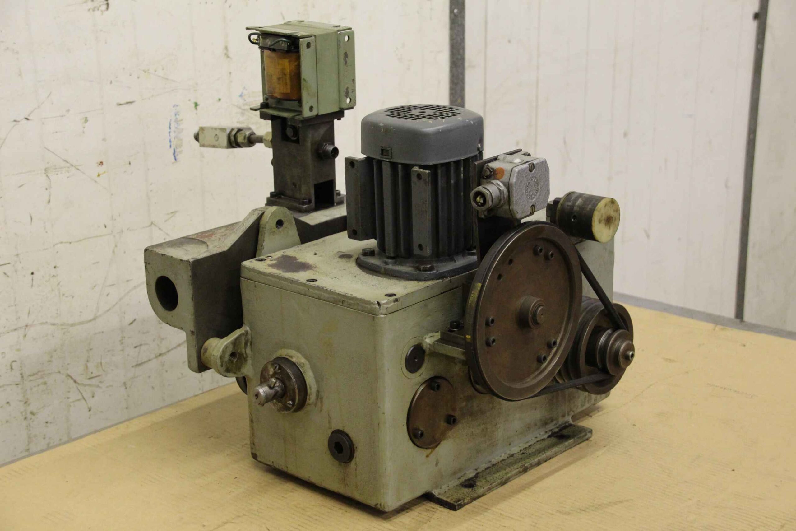 Hydraulikaggregat von VEB WERKÖ - 0,18 kW – Bild 2