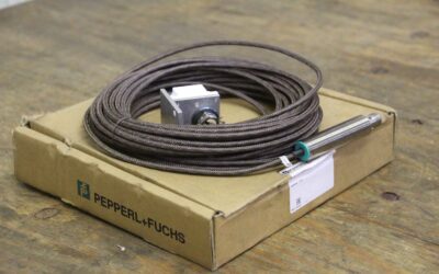 Alternative view of Induktiver Sensor von Pepperl+Fuchs - NCN25-F35-A2-250-15M-V1