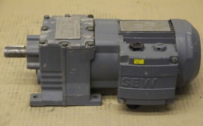 Alternative view of Getriebemotor 0,25 kW 36 U/min von SEW-Eurodrive - R17/A/112GD