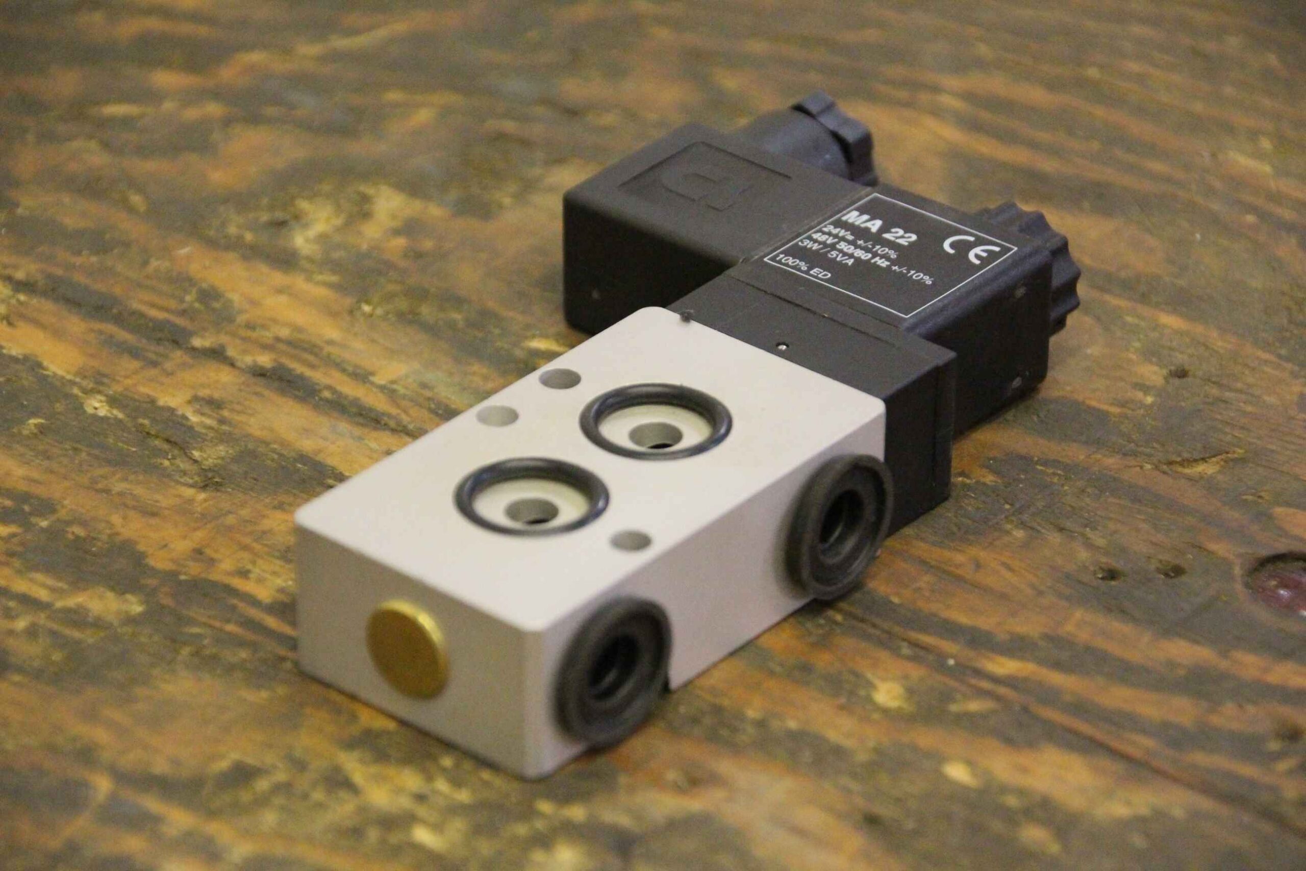 Magnetventil 3/2 von bar - NM-321-H – Bild 2