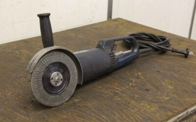 Alternative view of Winkelschleifer von Bosch** - GWS 23-180J