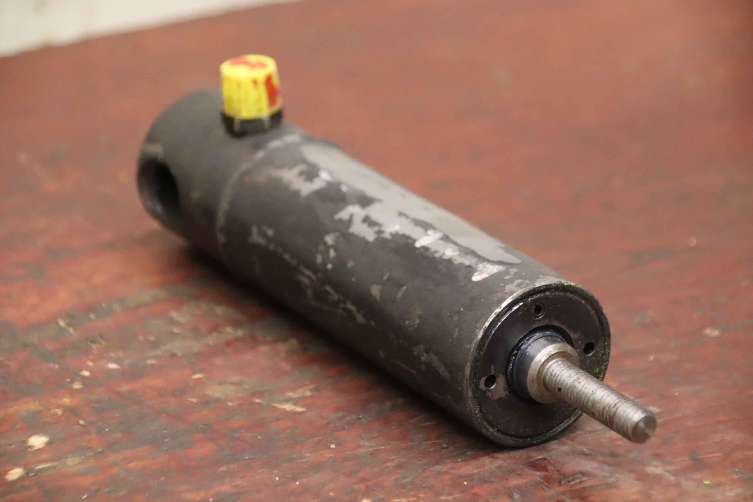 Hydraulikzylinder von GSL German Standard Lift - E0400180H2 Hub 25 mm – Bild 2