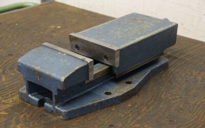 Maschinenschraubstock von unbekannt - Spannweite 150 mm