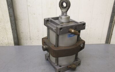 Pneumatikzylinder von Atlas Copco - C4-200-40  Hub 200 mm