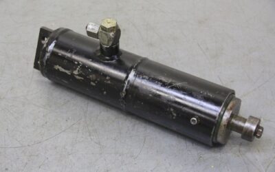 Hydraulikzylinder von Pacoma - Hub 133 mm