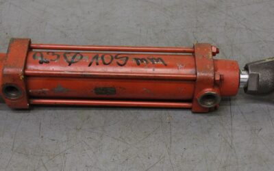 Alternative view of Hydraulikzylinder von unbekannt - Hub 105 mm