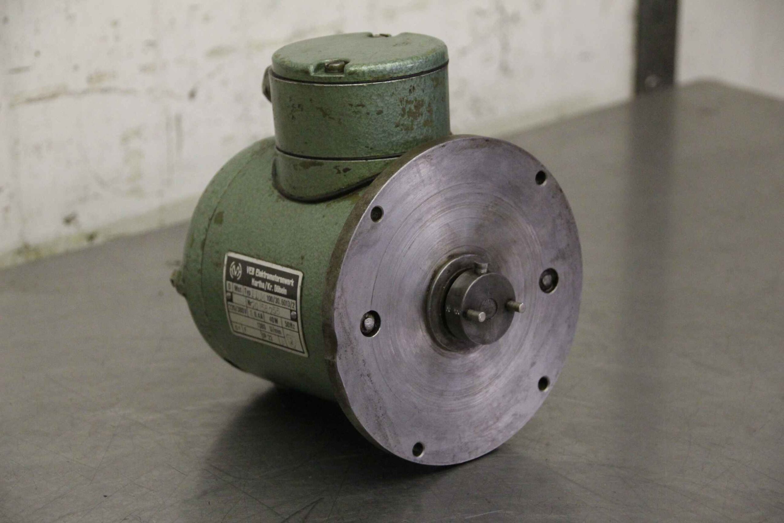 Elektromotor 0,040 kW 1380 U/min von VEM - IDM 100/30.6013/2 – Bild 2