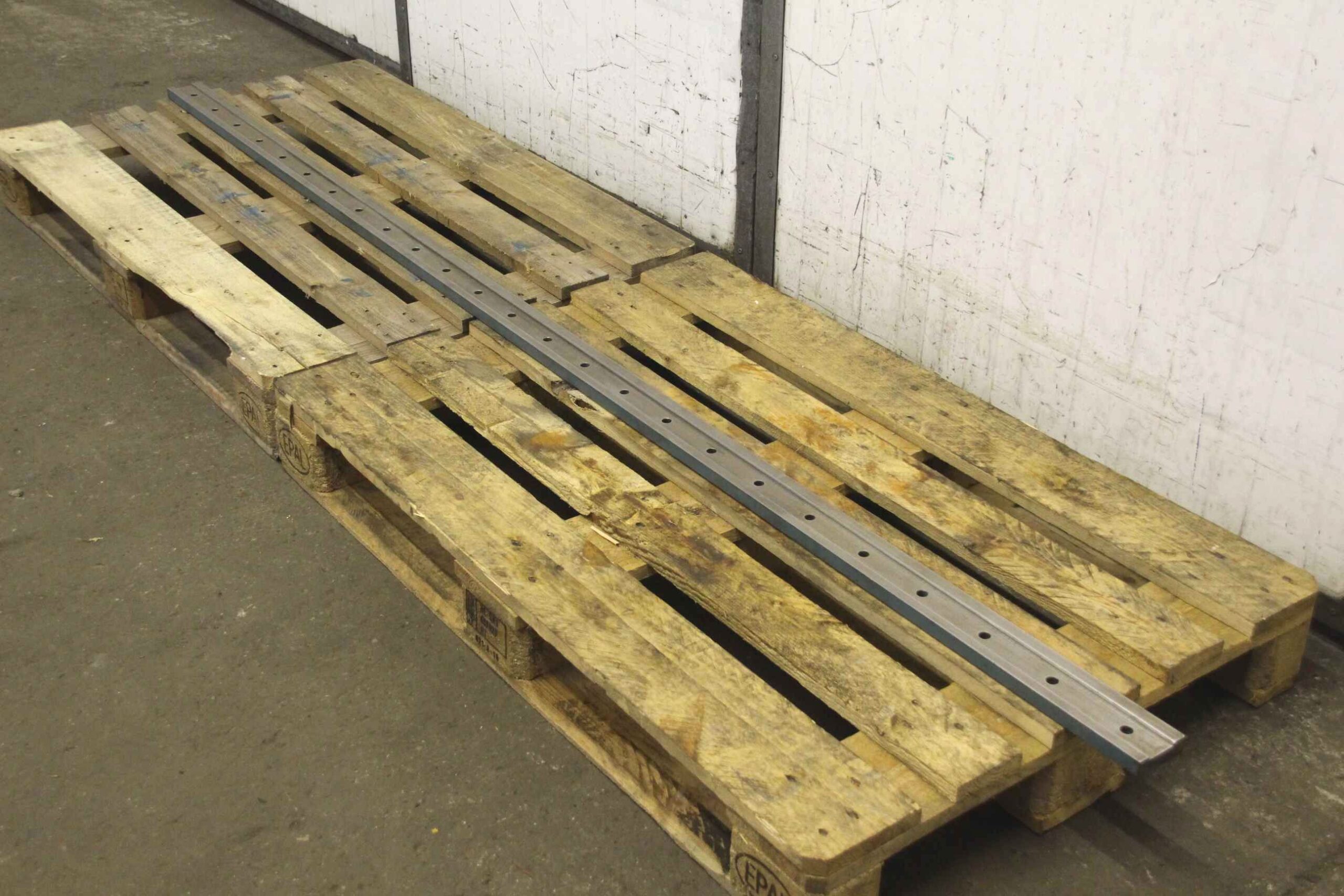 Unterlage für Abkantwerkzeug 2500 mm von unbekannt - 70/22/2500 mm