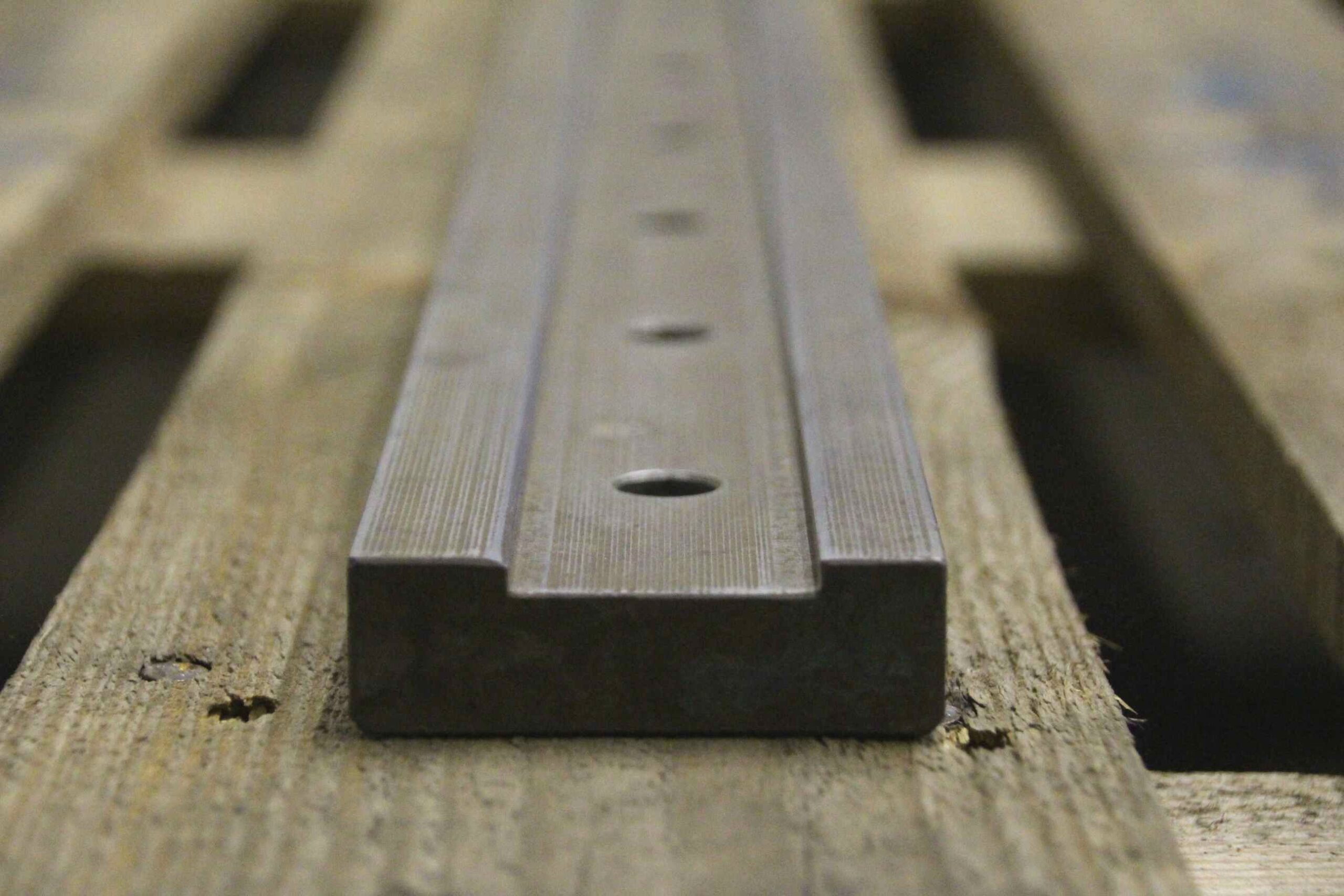 Unterlage für Abkantwerkzeug 2500 mm von unbekannt - 70/22/2500 mm – Bild 4