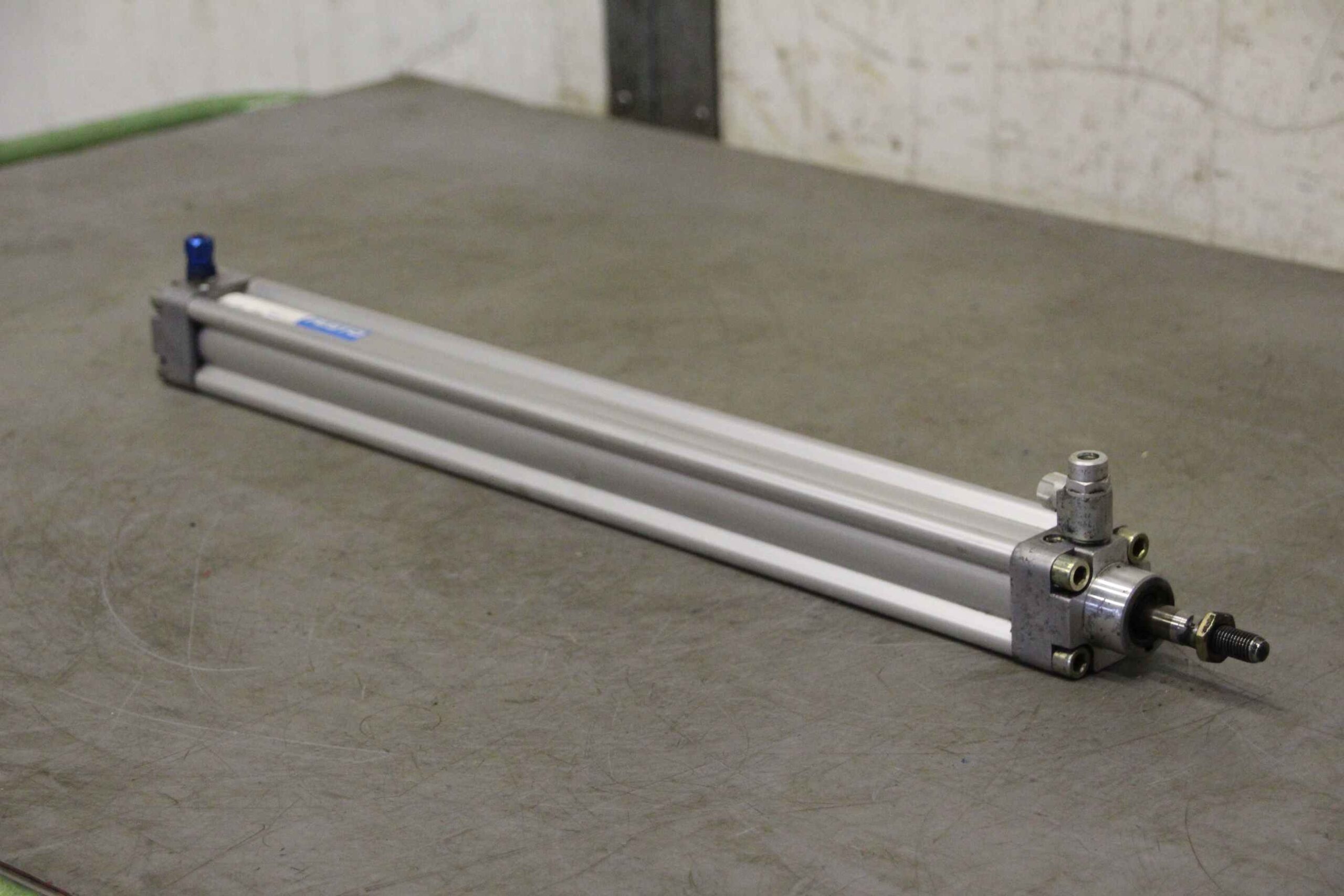 Pneumatikzylinder von Festo - DNU-32-420-PPV-A