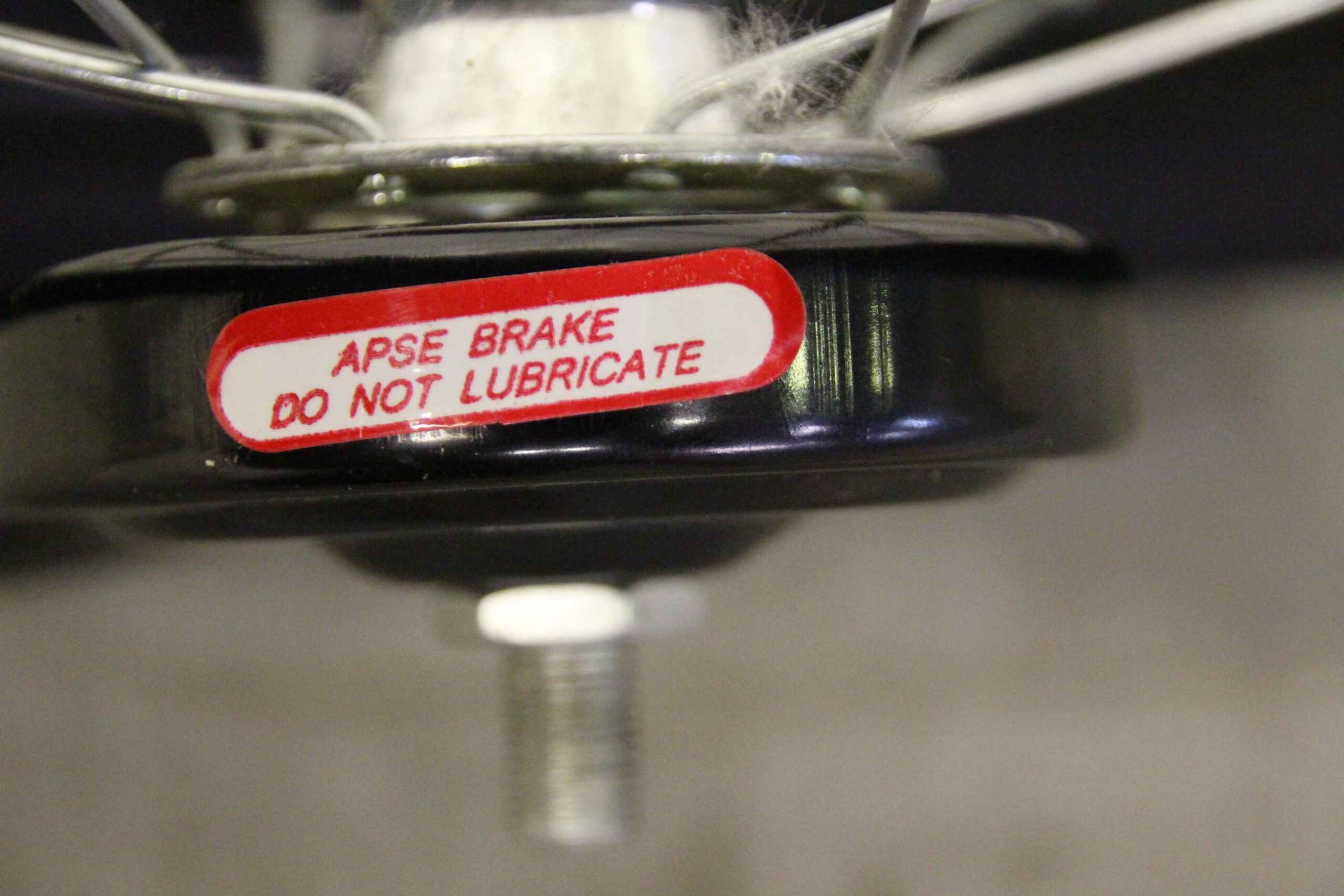 Komplettrad mit Bremse von Innova Apse - 12 1/2 x 2 1/4 (57-203) – Bild 5