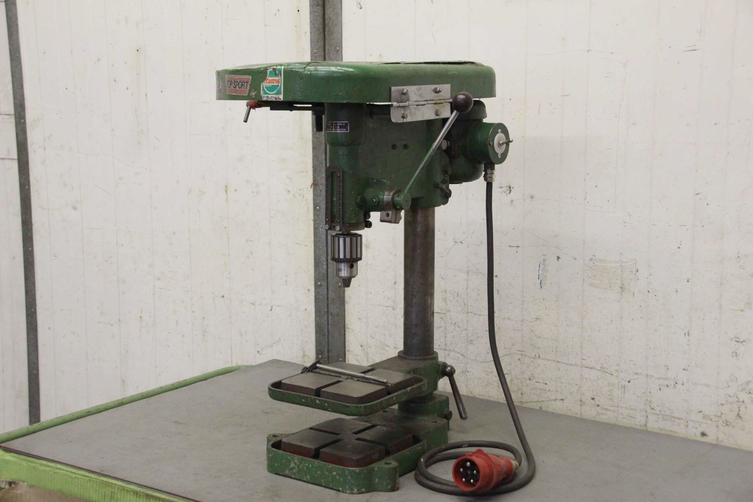 Tischbohrmaschine von AEG - DTBK-10