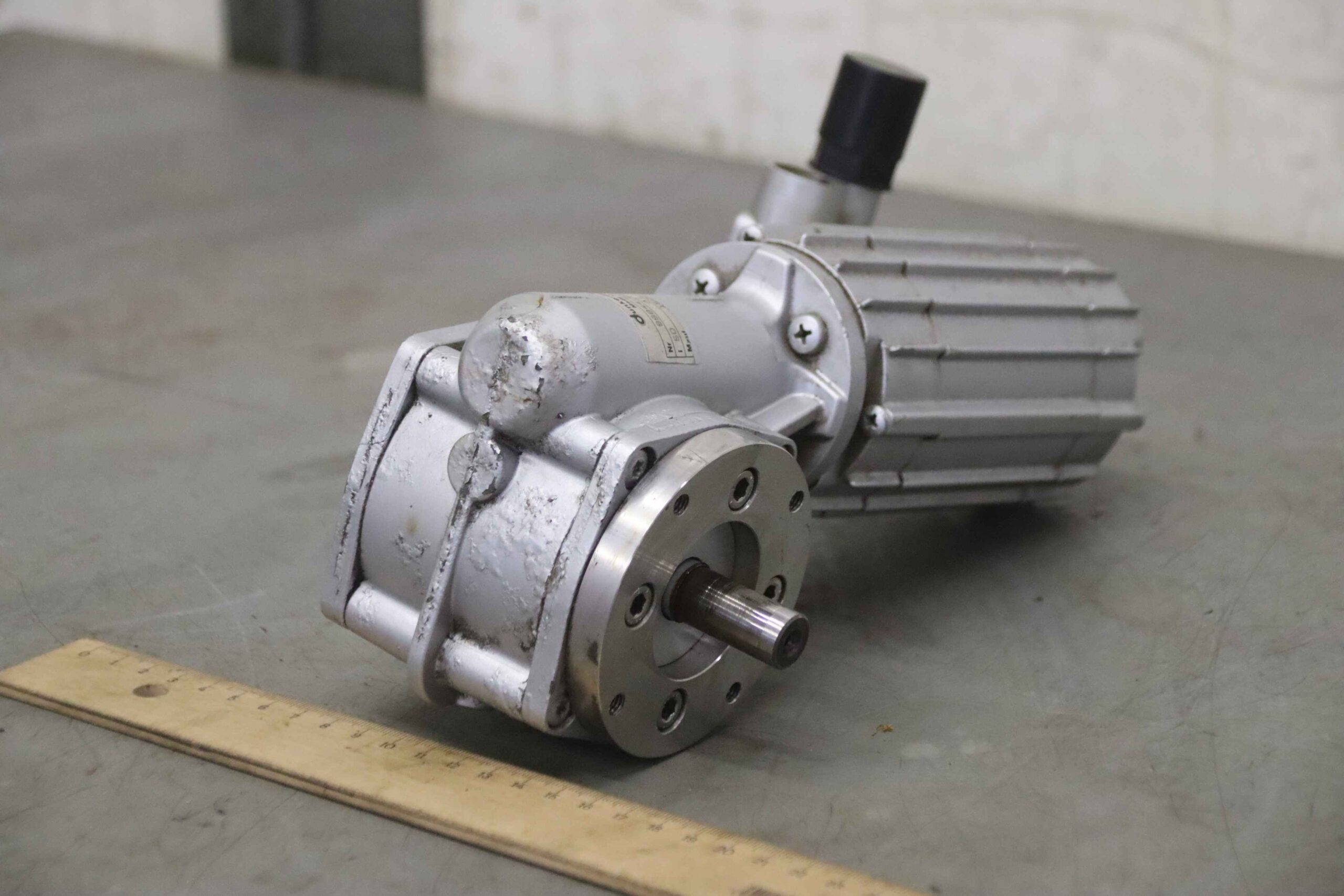 Getriebemotor 0,089 kW 50 U/min von Dunkermotoren Krämer + Grebe - DR 62.0 x 80-2