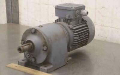 Getriebemotor 0,37 kW 32 U/min von SEW Eurodrive - R40 DT71D4