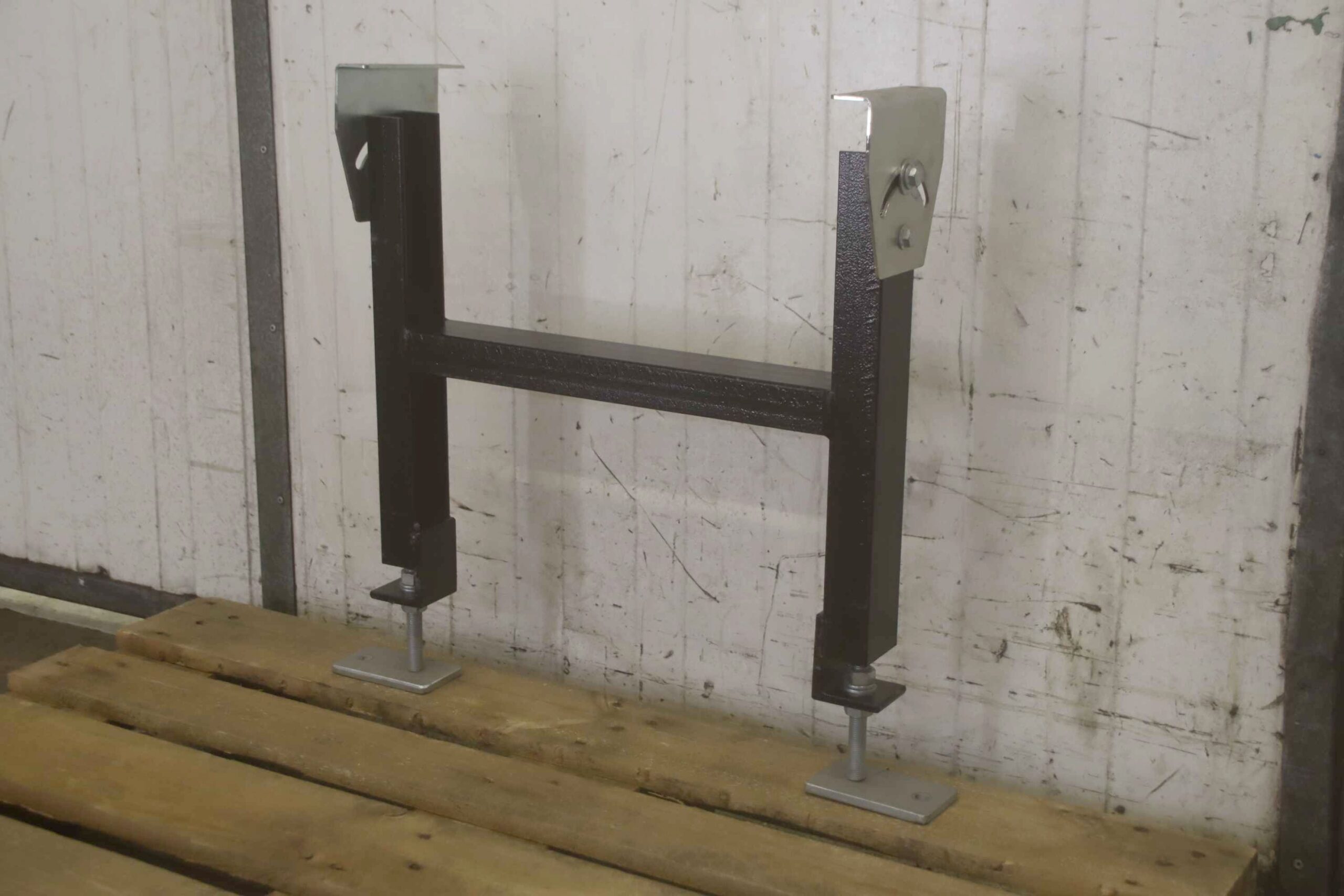 Halterung für Förderband von unbekannt - 665/150/H617 mm