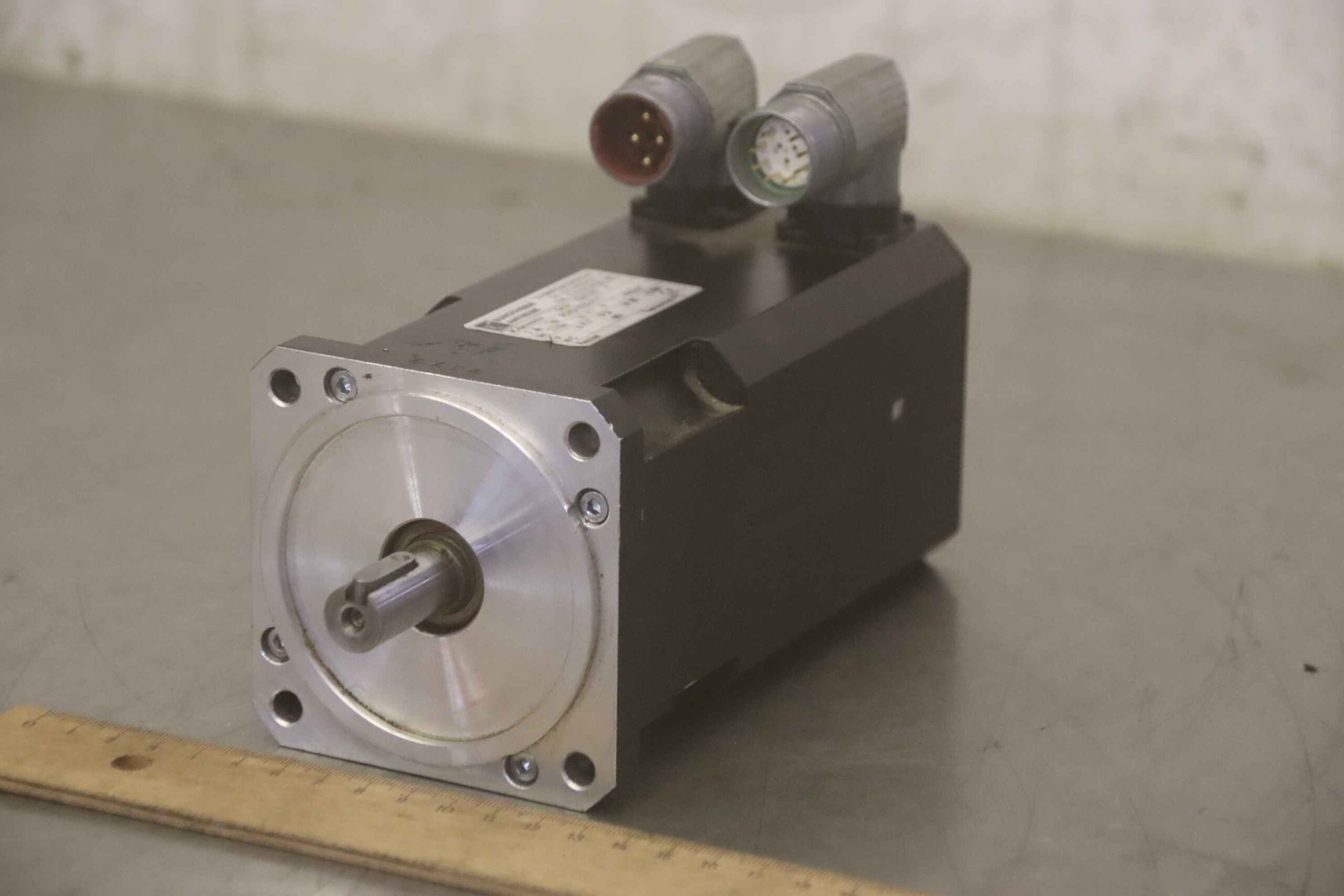 Servomotor von Eurotherm - ACM2n 0220-4/1-3