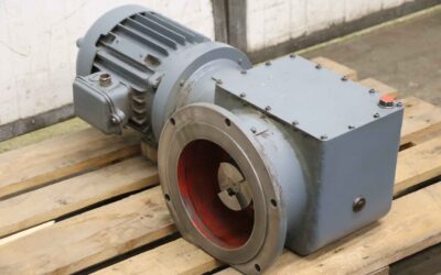 Alternative view of Getriebemotor 2,2 kW 340 U/min von HELIN Lotze - DKH 12,5a-4