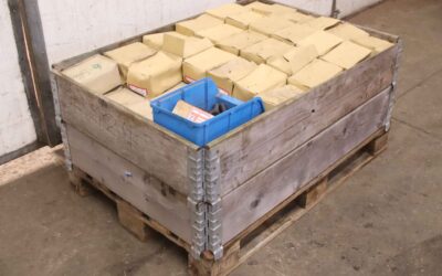 Alternative view of Sechskantschrauben M24  600 kg von Diverse - 8.8 div Größen schwarz/verzinkt